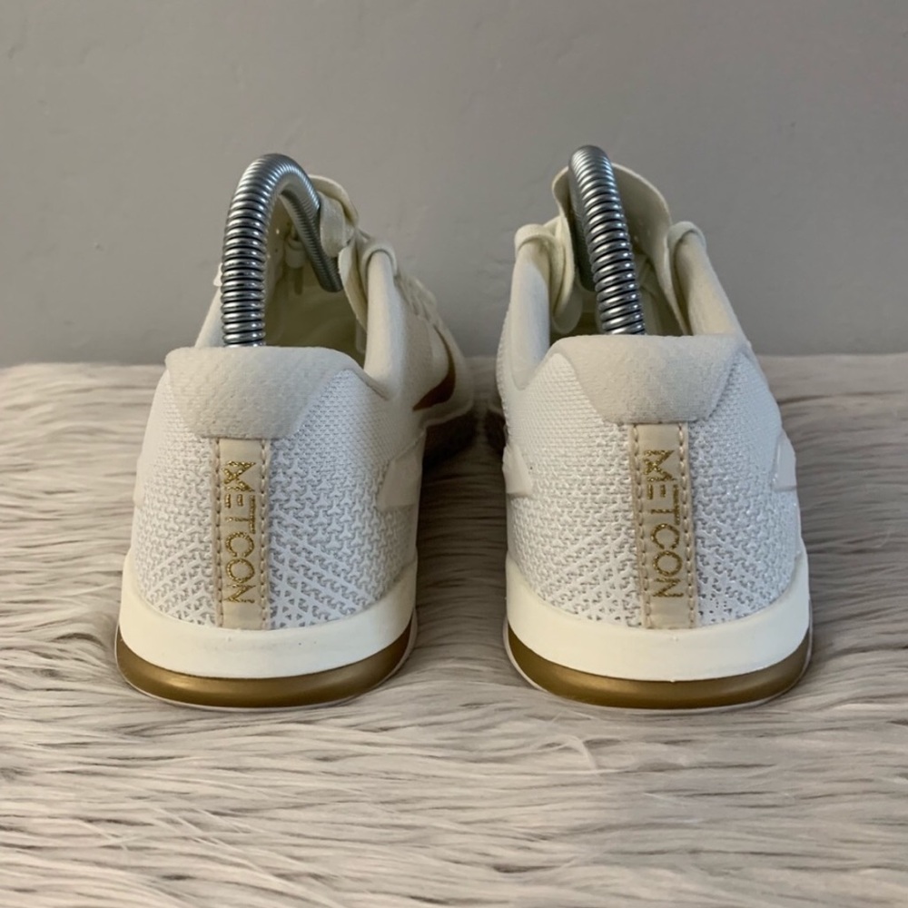 New Nike Metcon 4 CHMP - Picture 3 of 5